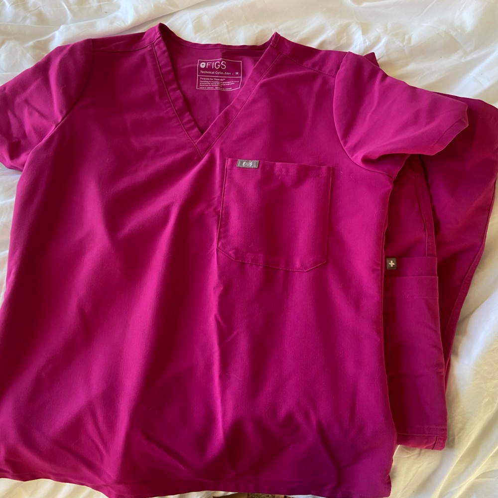 Raspberry FIGS medium high waisted Yola scrub bottoms and one pocket top